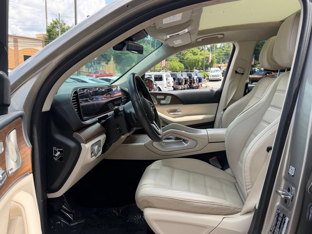 Used 2022 Mercedes-Benz GLS 450 4MATIC image 25