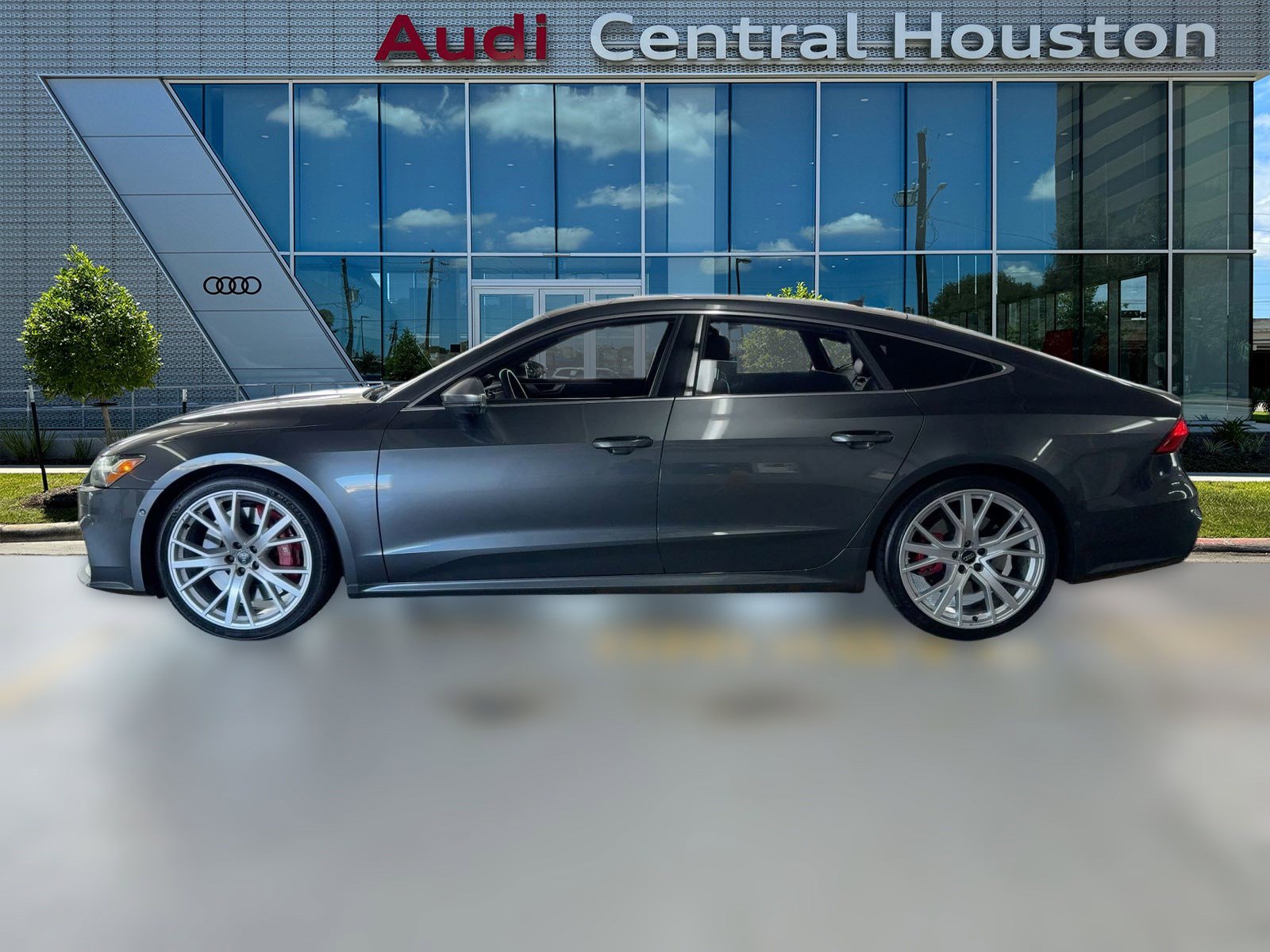 Used 2020 Audi S7 Prestige image 2