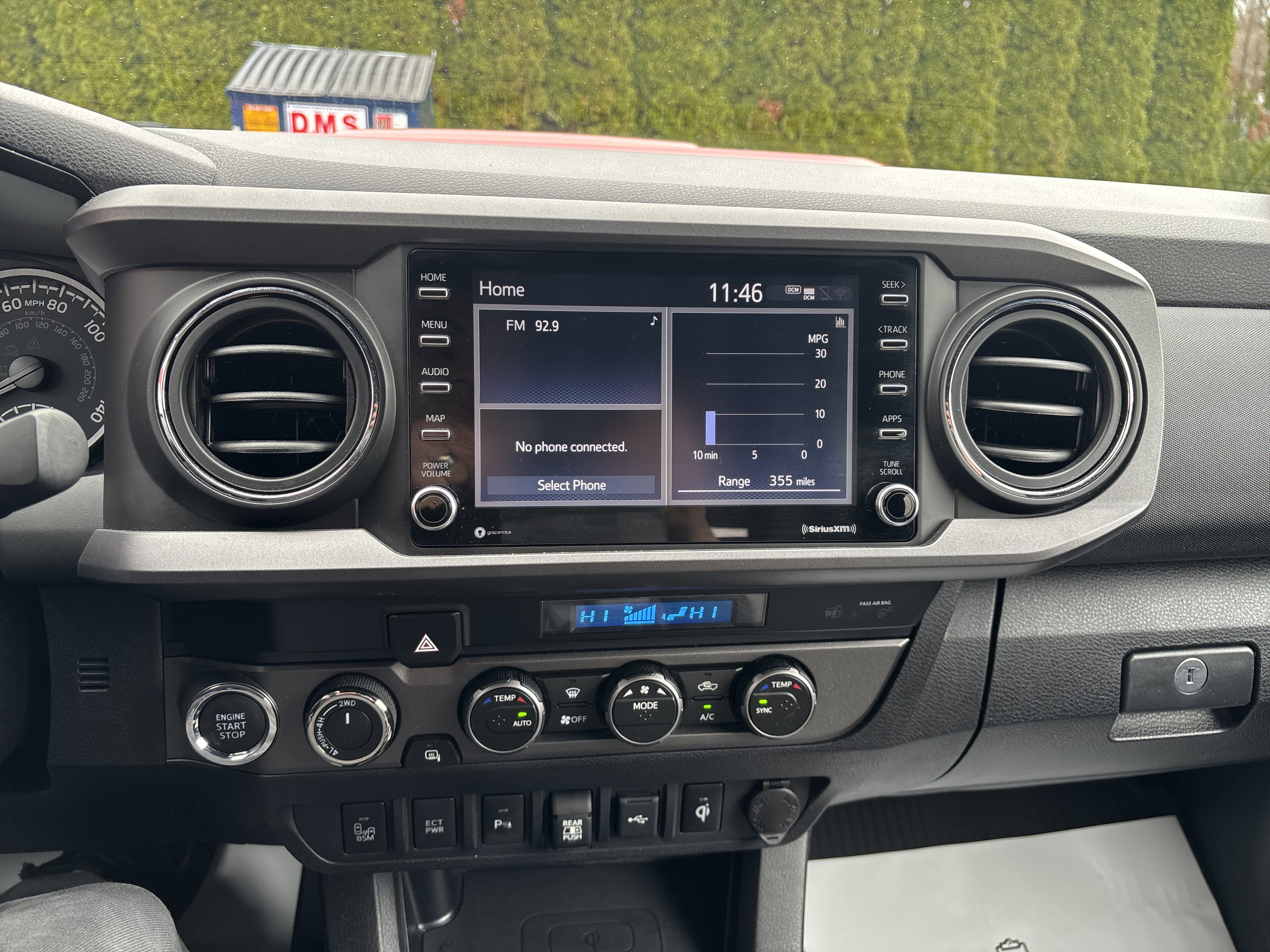 Used 2021 Toyota Tacoma TRD Sport w/ Technology Package image 24