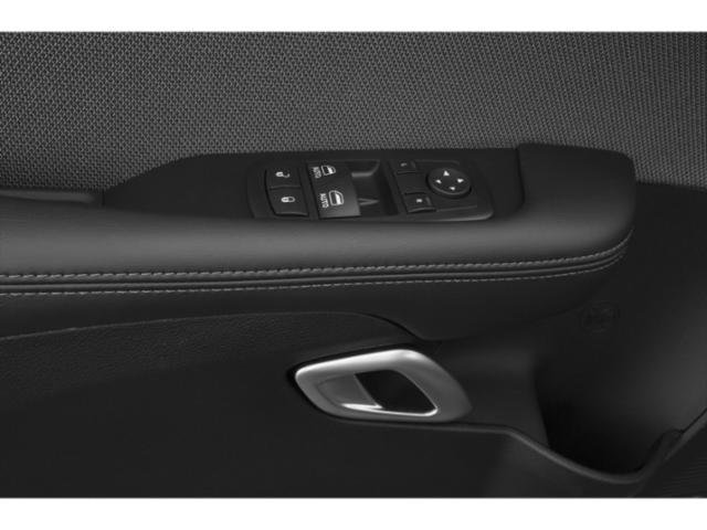 Used 2015 Dodge Challenger SXT Plus image 39