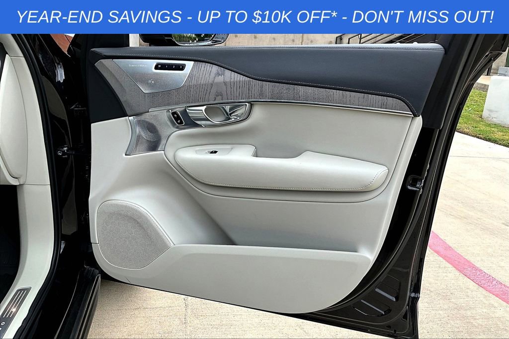 Used 2025 Volvo XC90 B6 Ultra w/ Protection Package Premier image 14