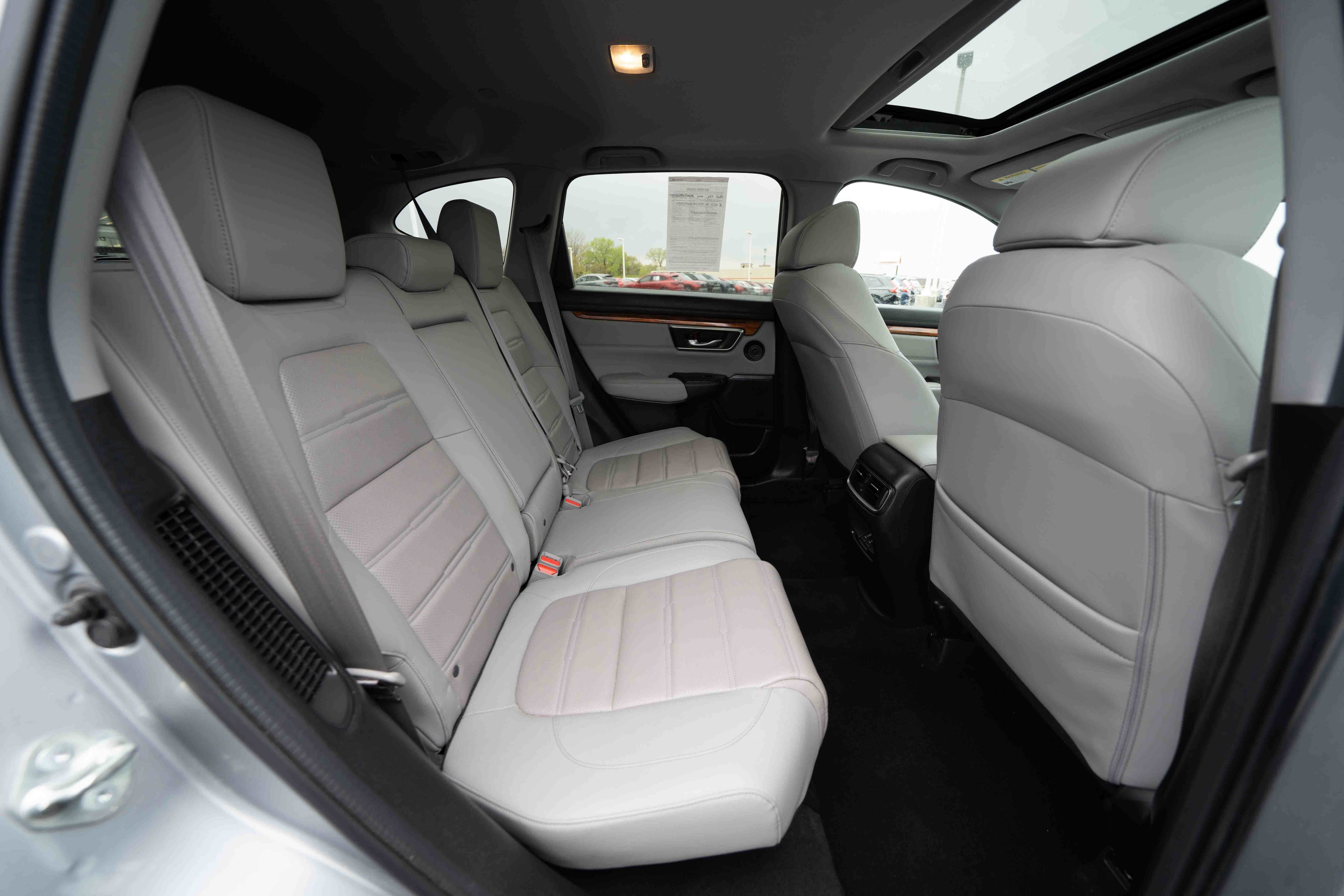 Used 2020 Honda CR-V Touring image 24