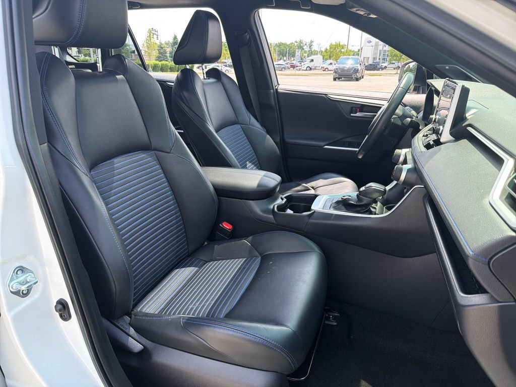 Used 2021 Toyota RAV4 XSE w/ XSE Grade Weather Package AWD/4WD image 26