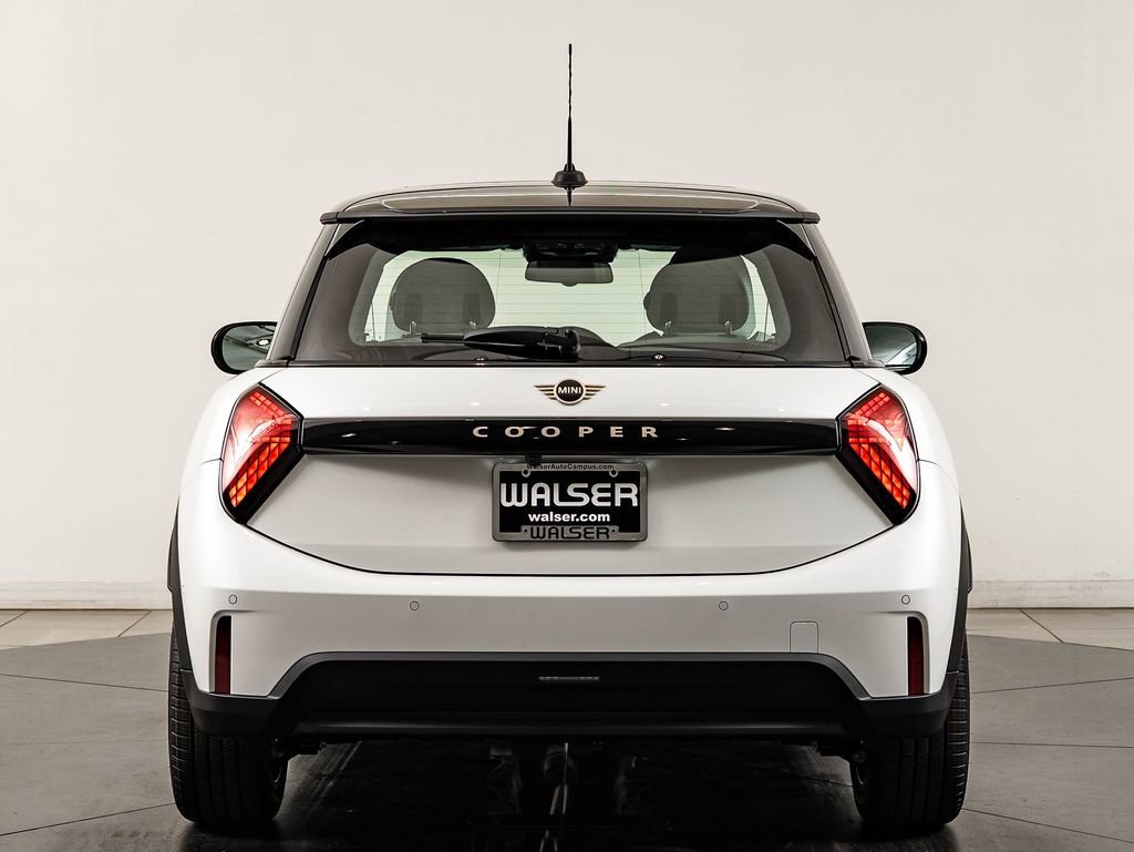 New 2026 MINI Cooper 2-Door Hardtop FWD image 7
