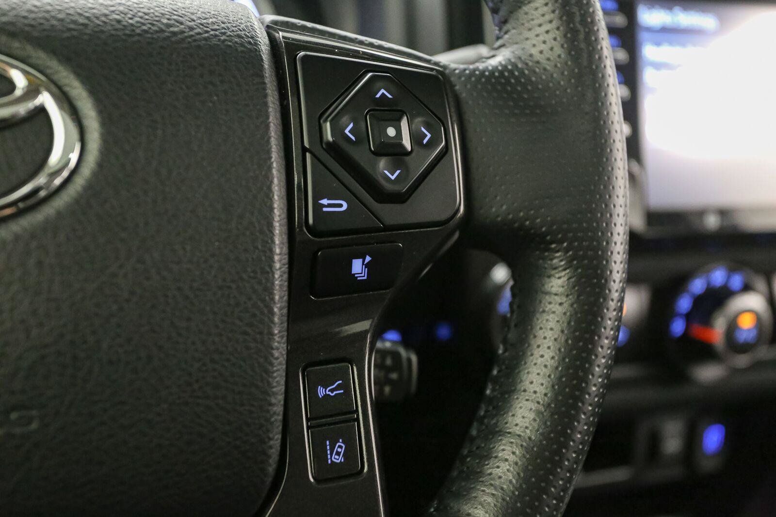 Certified 2023 Toyota 4Runner TRD Off-Road Premium w/ Off Road Premium Plus Package AWD/4WD image 35