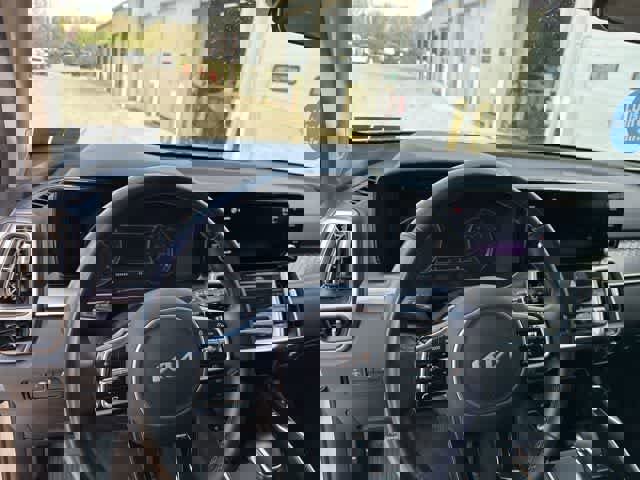 Used 2022 Kia Sorento S image 6