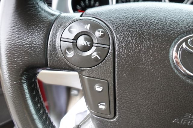 Used 2010 Toyota Tundra Limited image 16