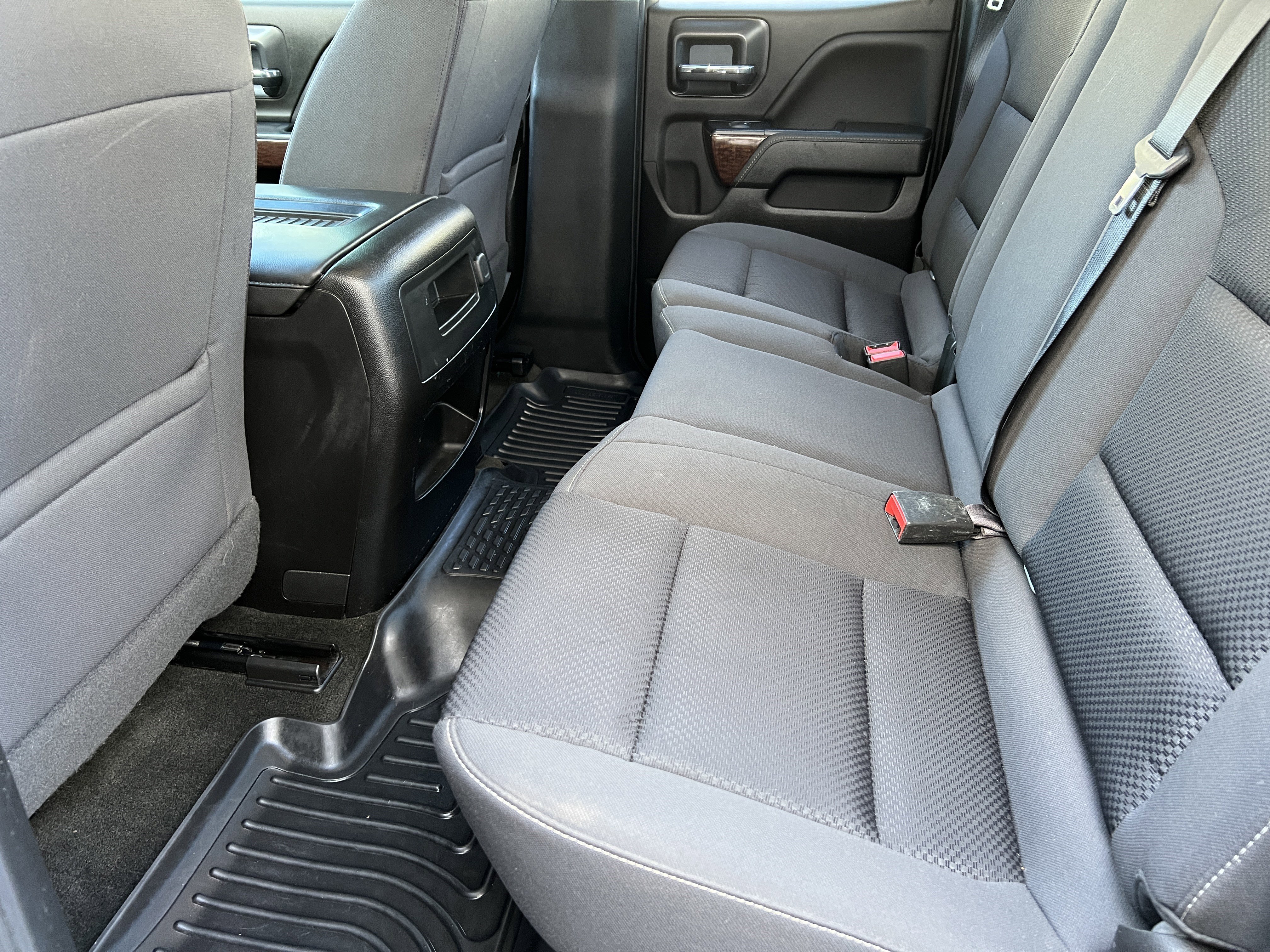 Used 2018 GMC Sierra 1500 SLE w/ Elevation Edition AWD/4WD image 16