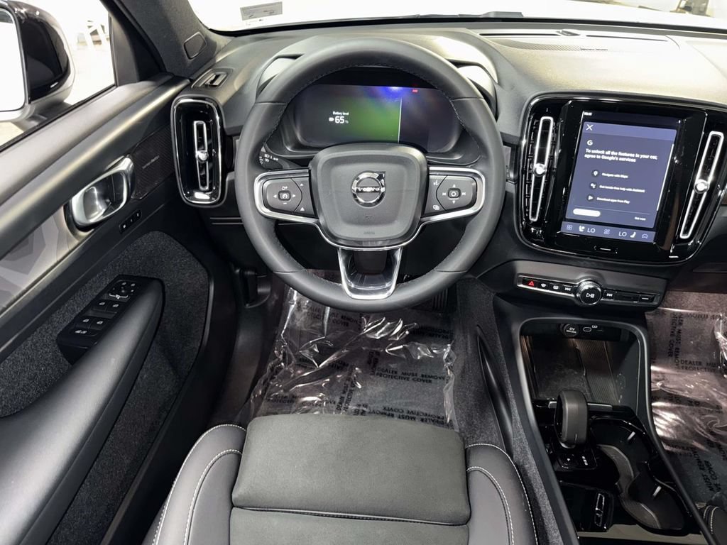 Used 2024 Volvo XC40 Recharge Ultimate w/ Protection Package Premier AWD/4WD image 4