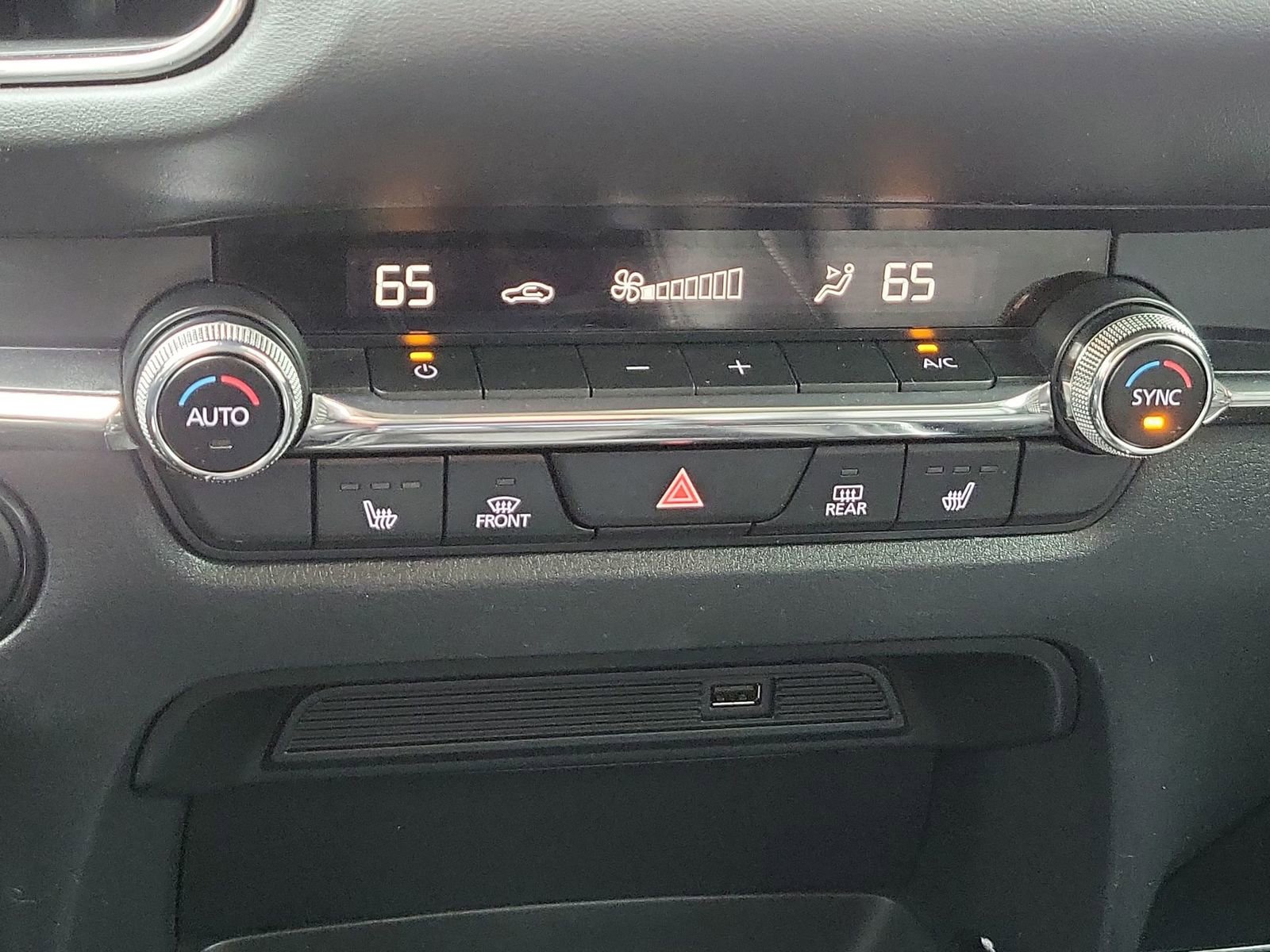 Used 2020 MAZDA CX-30 FWD w/ Preferred Package image 34