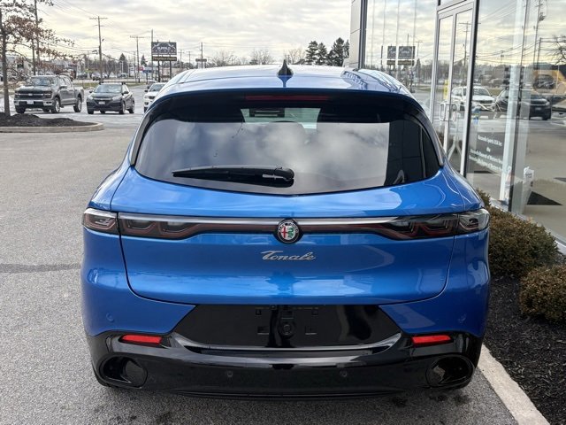 New 2025 Alfa Romeo Tonale w/ Premium Package image 5