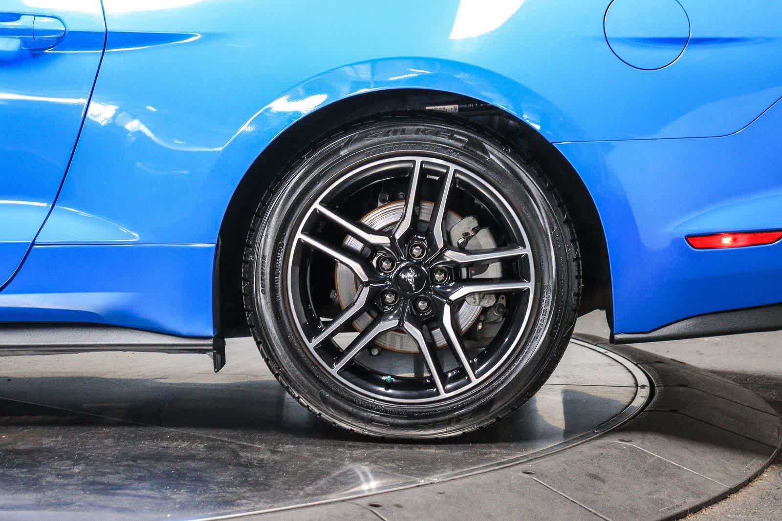 Used 2022 Ford Mustang Premium RWD image 10