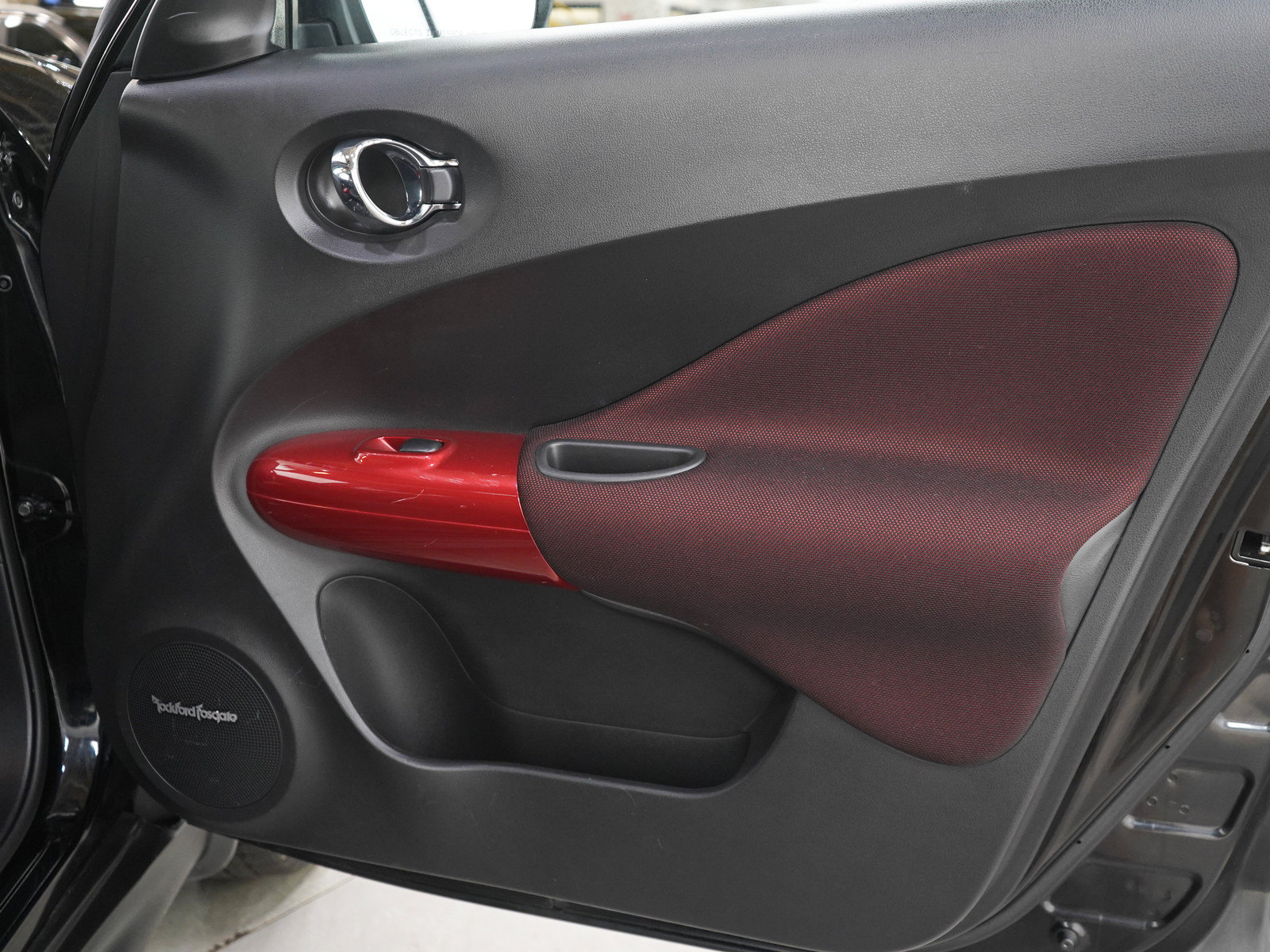 Used 2015 Nissan Juke SL FWD image 9