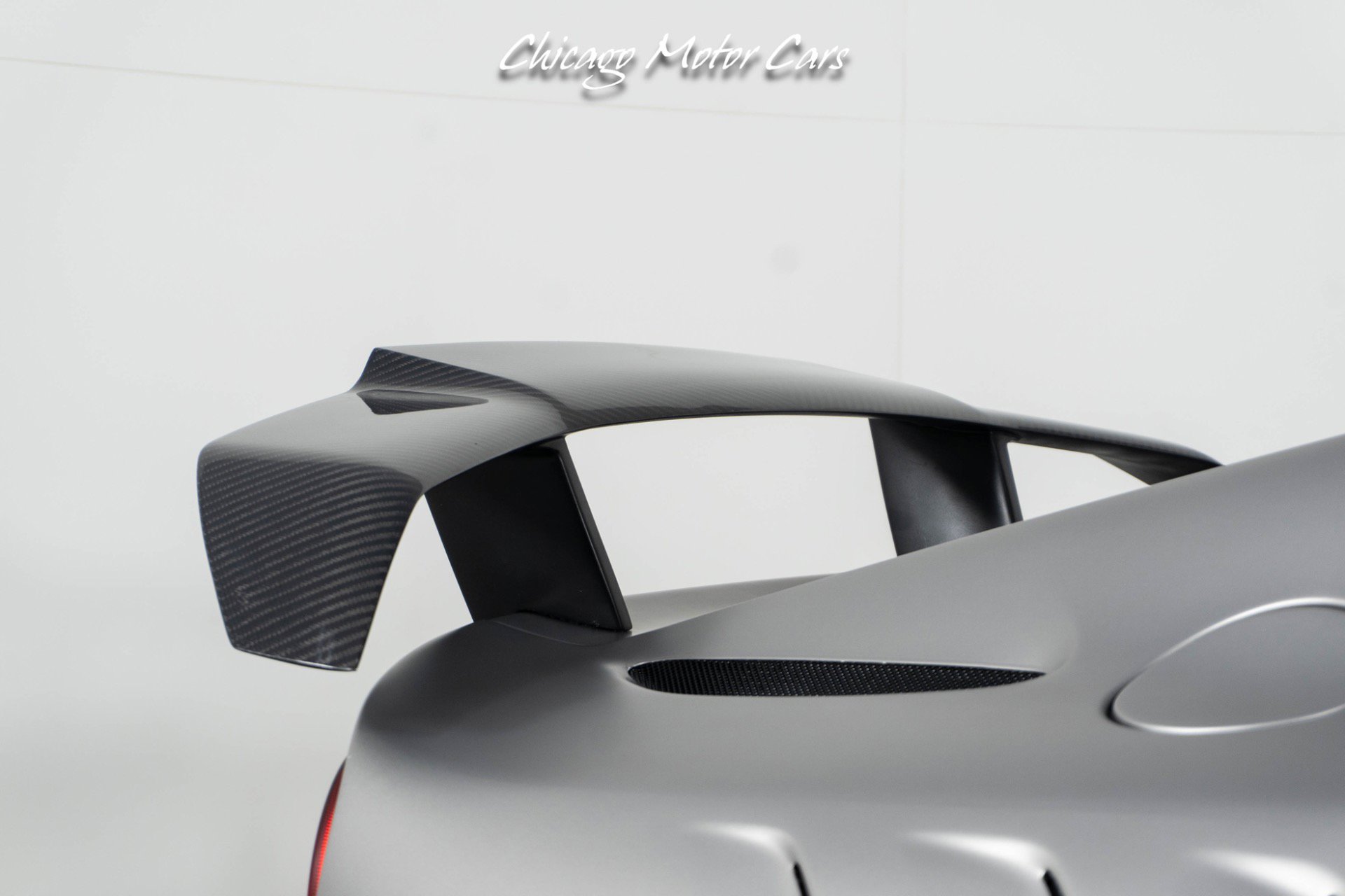 Used 2016 Ferrari F12 Berlinetta RWD image 16