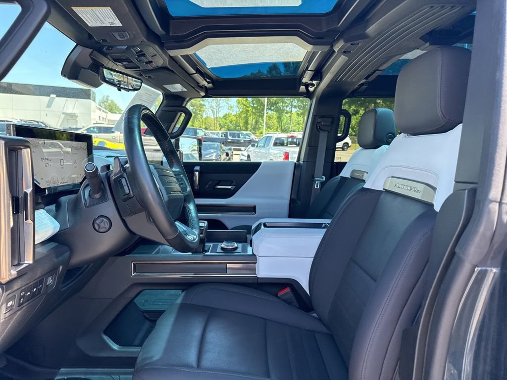 Used 2025 GMC Hummer EV 3X w/ LPO, Dark Essentials Package AWD/4WD image 9