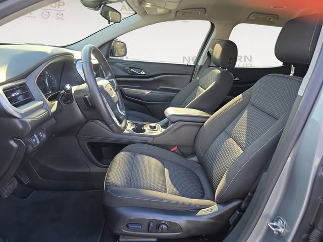 Used 2023 GMC Acadia SLE w/ Driver Convenience Package FWD image 9