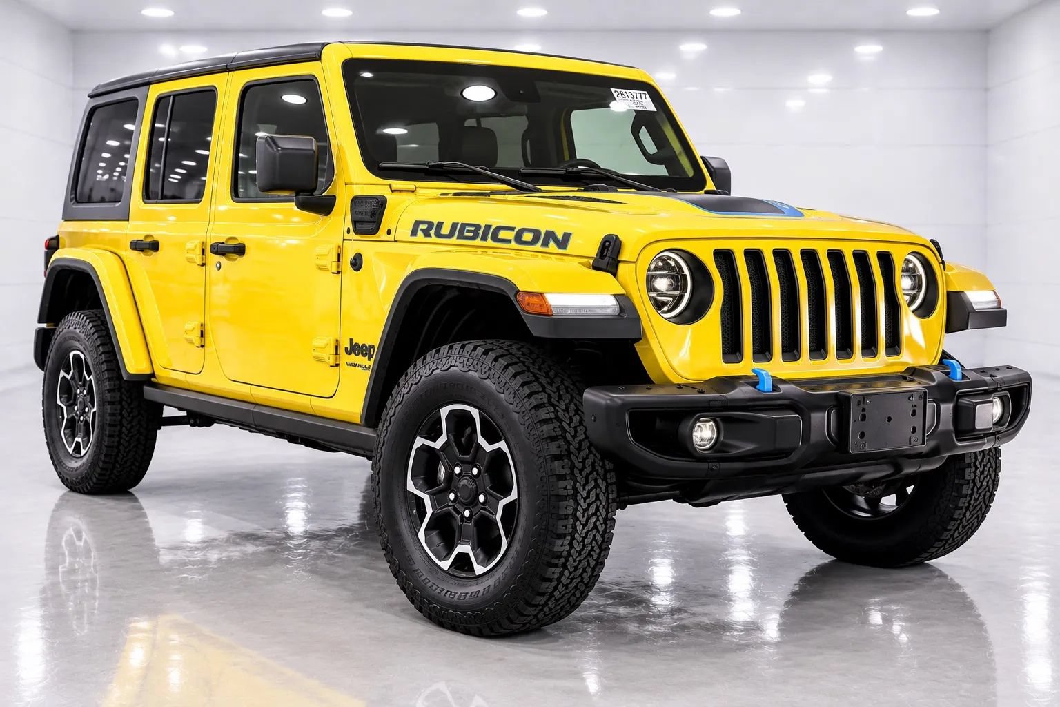 Used 2023 Jeep Wrangler Unlimited Rubicon 4xe w/ Steel Bumper Group AWD/4WD image 7