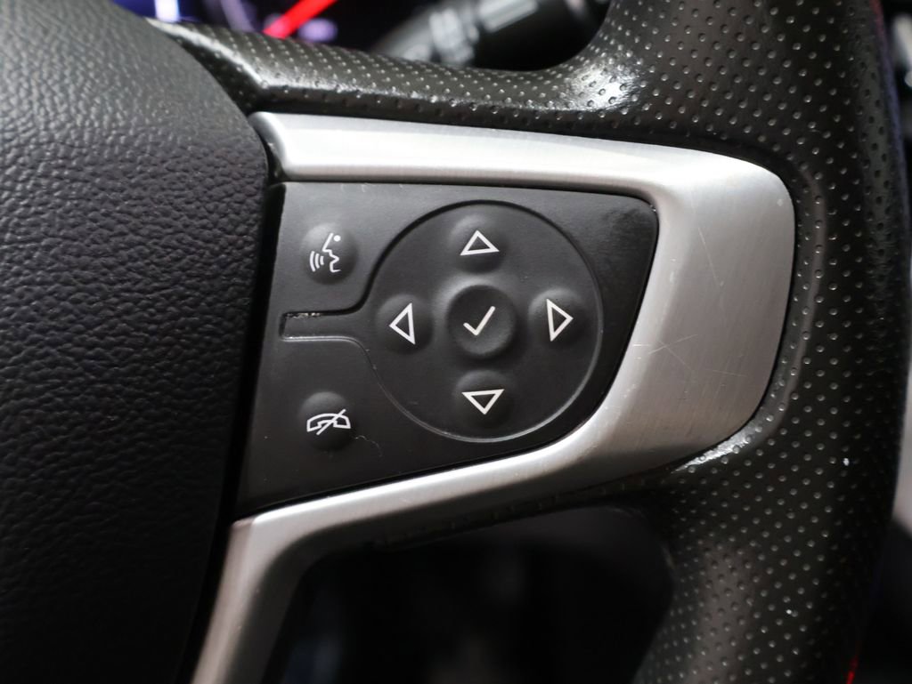 Used 2023 GMC Acadia SLE image 37