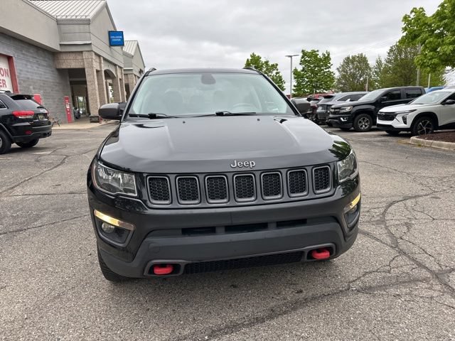 Used 2018 Jeep Compass Trailhawk w/ Leather Interior Group AWD/4WD image 8