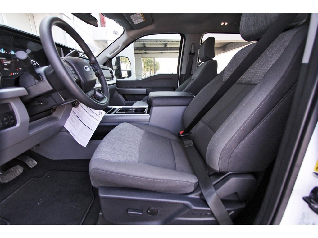 Used 2025 Ford F250 XLT w/ Tremor Off-Road Package image 6
