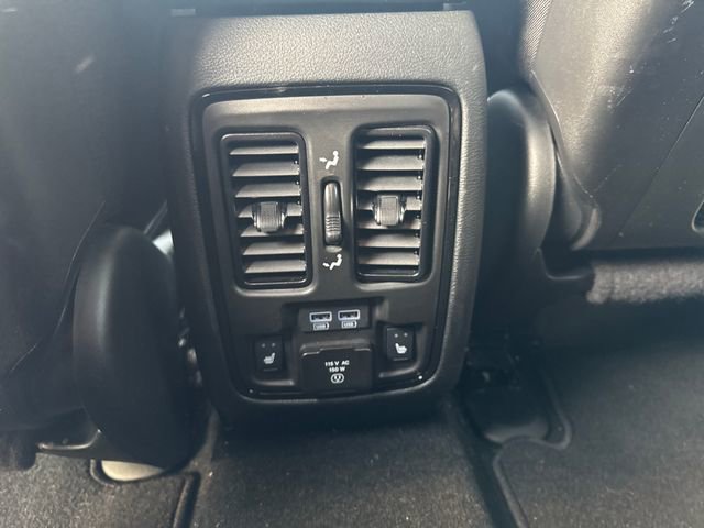 Used 2025 Dodge Durango GT image 29