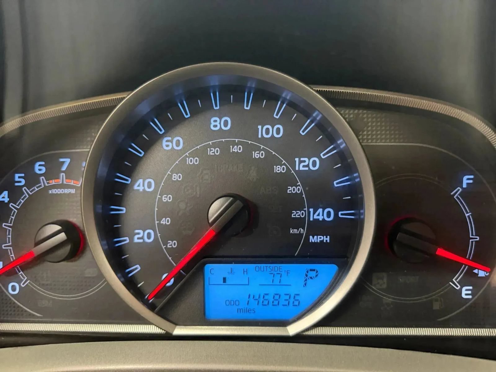 Used 2013 Toyota RAV4 XLE AWD/4WD image 26