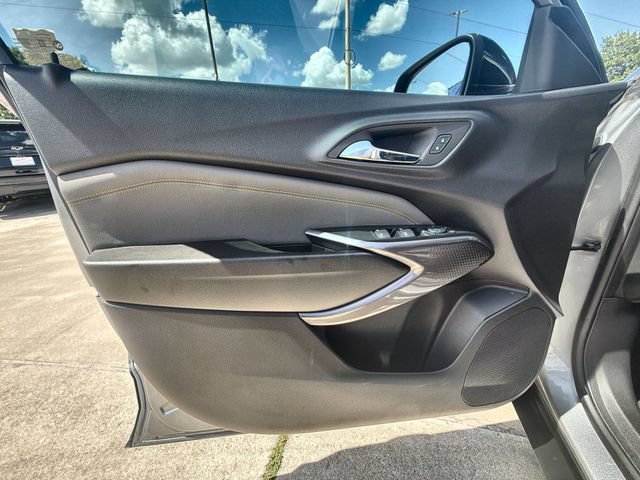 Used 2024 Chevrolet Trax ACTIV w/ Driver Confidence Package FWD image 20