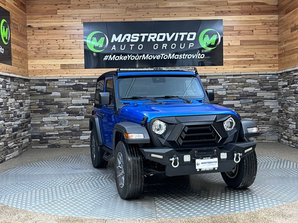 Used 2024 Jeep Wrangler Sport AWD/4WD image 2