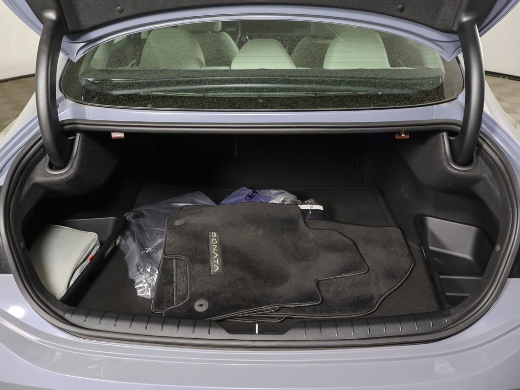 Certified 2025 Hyundai Sonata SE image 14