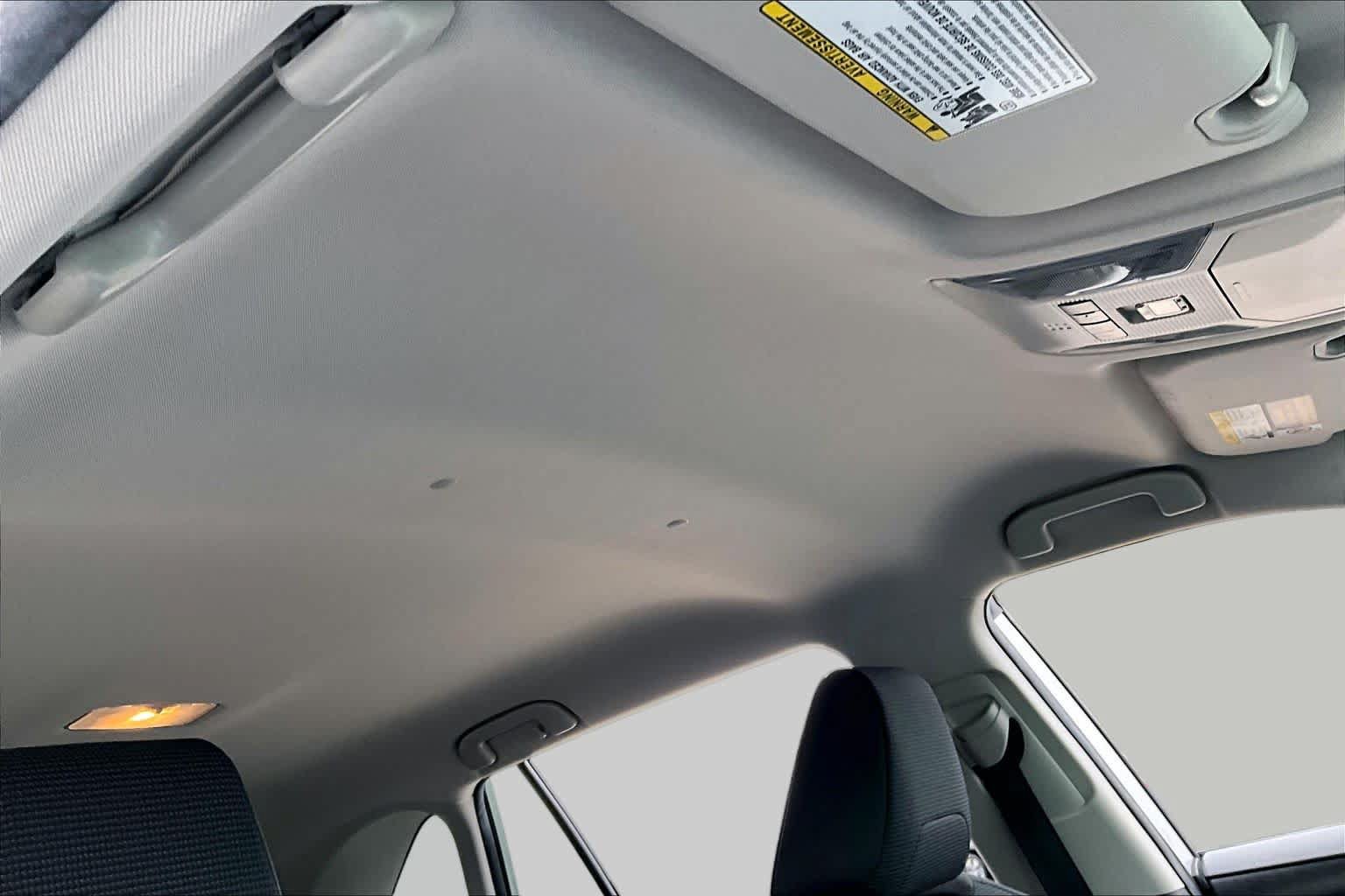 Used 2019 Toyota RAV4 LE w/ Carpet Mat Package AWD/4WD image 13