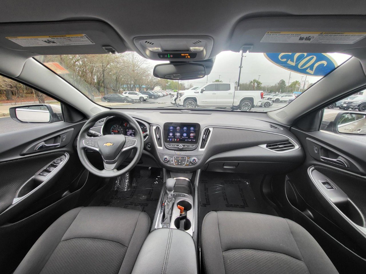 Used 2025 Chevrolet Malibu LT image 14