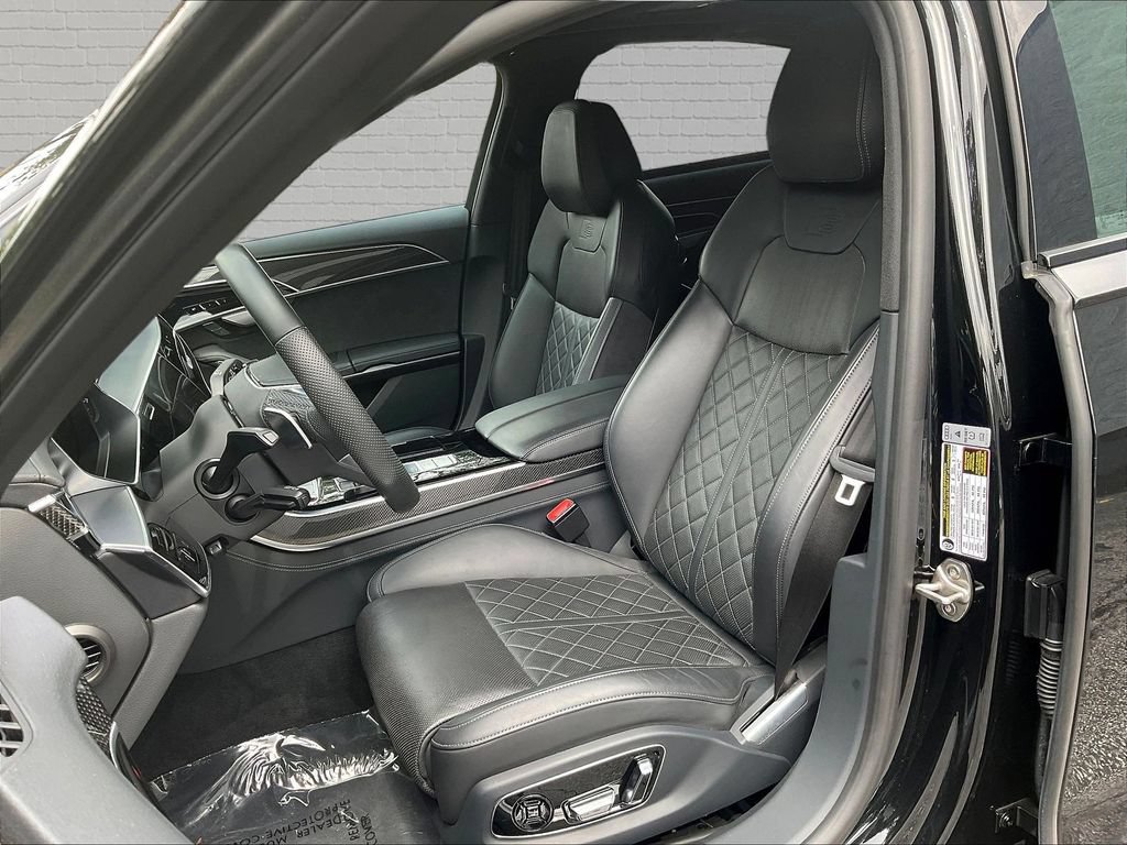 Used 2022 Audi S8 w/ S8 Executive Package AWD/4WD image 19