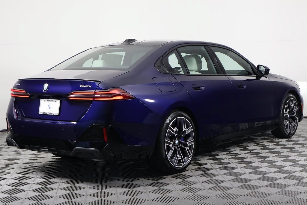 New 2027 BMW 540i xDrive w/ Executive Package AWD/4WD image 2