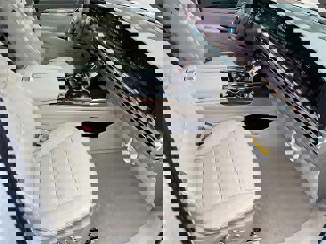 New 2026 Cadillac Escalade Platinum Sport w/ LPO, ONYX Package image 15