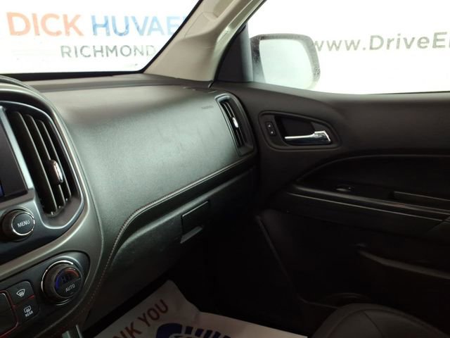 Used 2015 GMC Canyon SLE w/ All-Terrain Package image 23