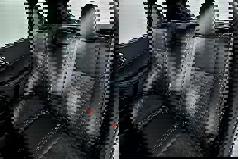 New 2025 Mitsubishi Outlander AWD image 16