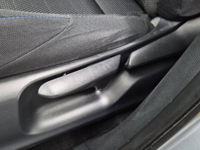 Used 2024 Toyota Corolla Cross SE image 21