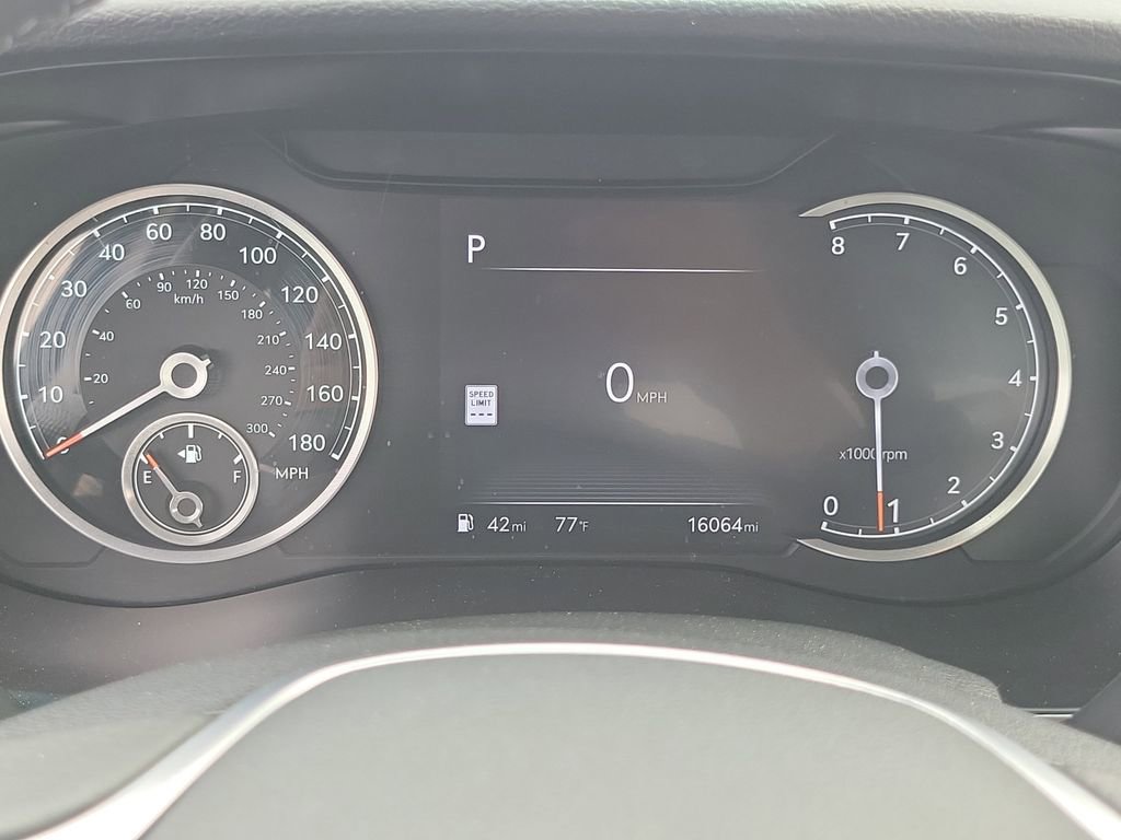 Used 2026 Genesis G70 2.5T RWD image 25
