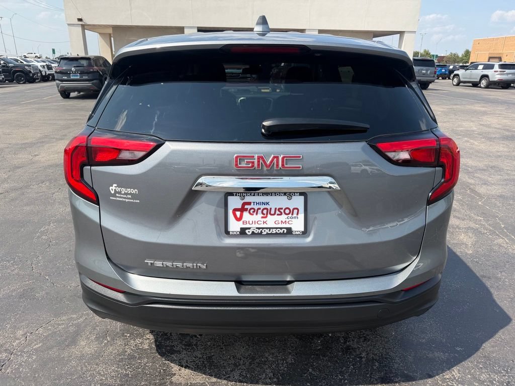 Used 2020 GMC Terrain SLE FWD image 14