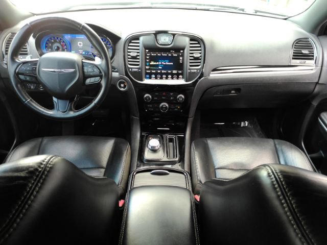 Used 2022 Chrysler 300 S w/ Comfort Group image 3