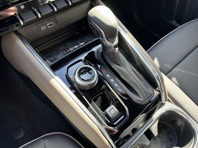 New 2026 GMC Canyon Denali image 16