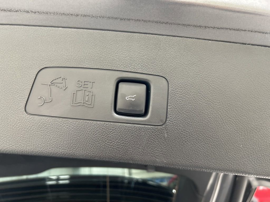 Used 2022 Lincoln Corsair AWD w/ Equipment Group 101A image 29