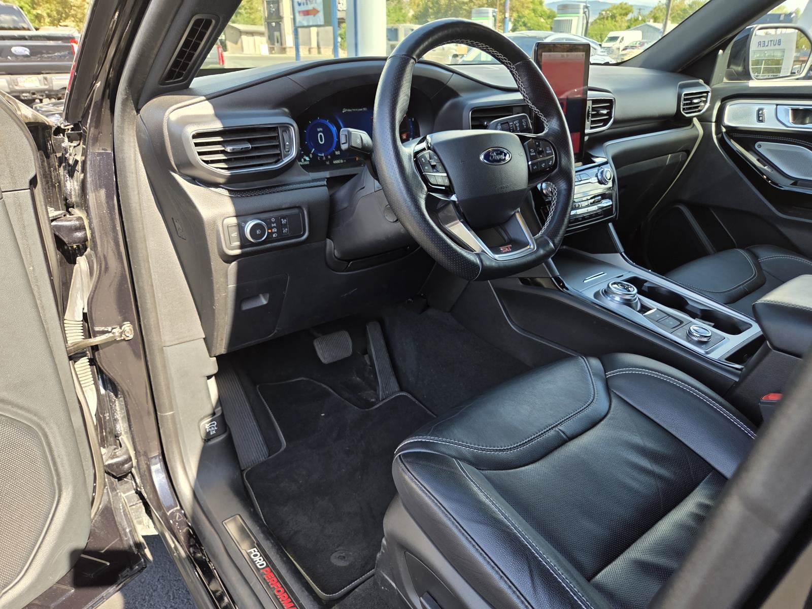 Used 2022 Ford Explorer ST w/ Equipment Group 401A AWD/4WD image 11