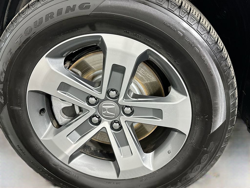 Used 2023 Honda Pilot EX-L image 32