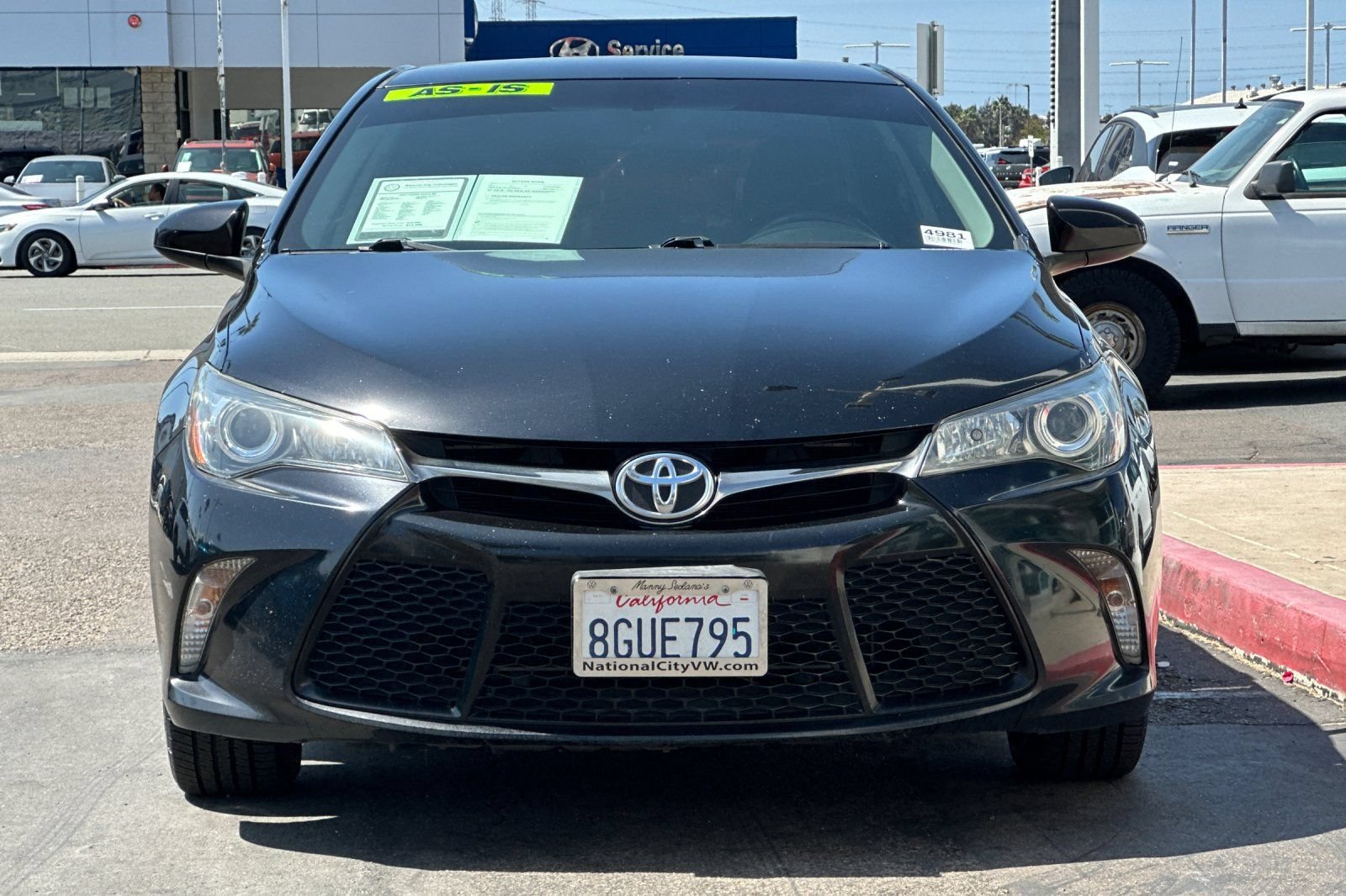 Used 2017 Toyota Camry SE FWD image 9