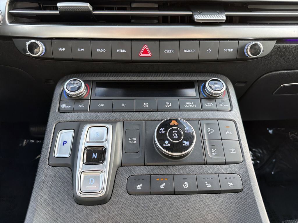 Used 2024 Hyundai Palisade Limited image 27