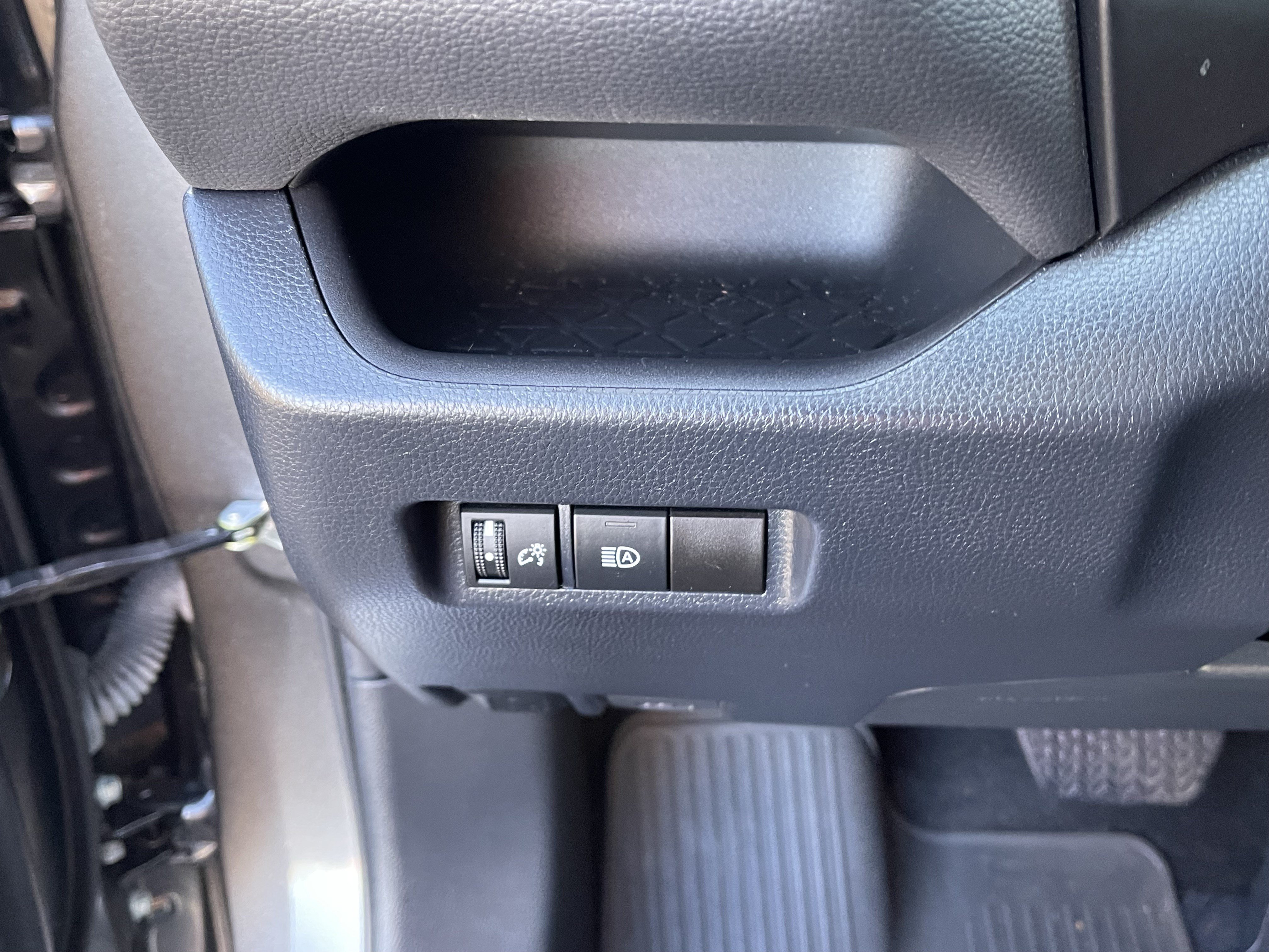 Certified 2023 Toyota RAV4 LE AWD/4WD image 25