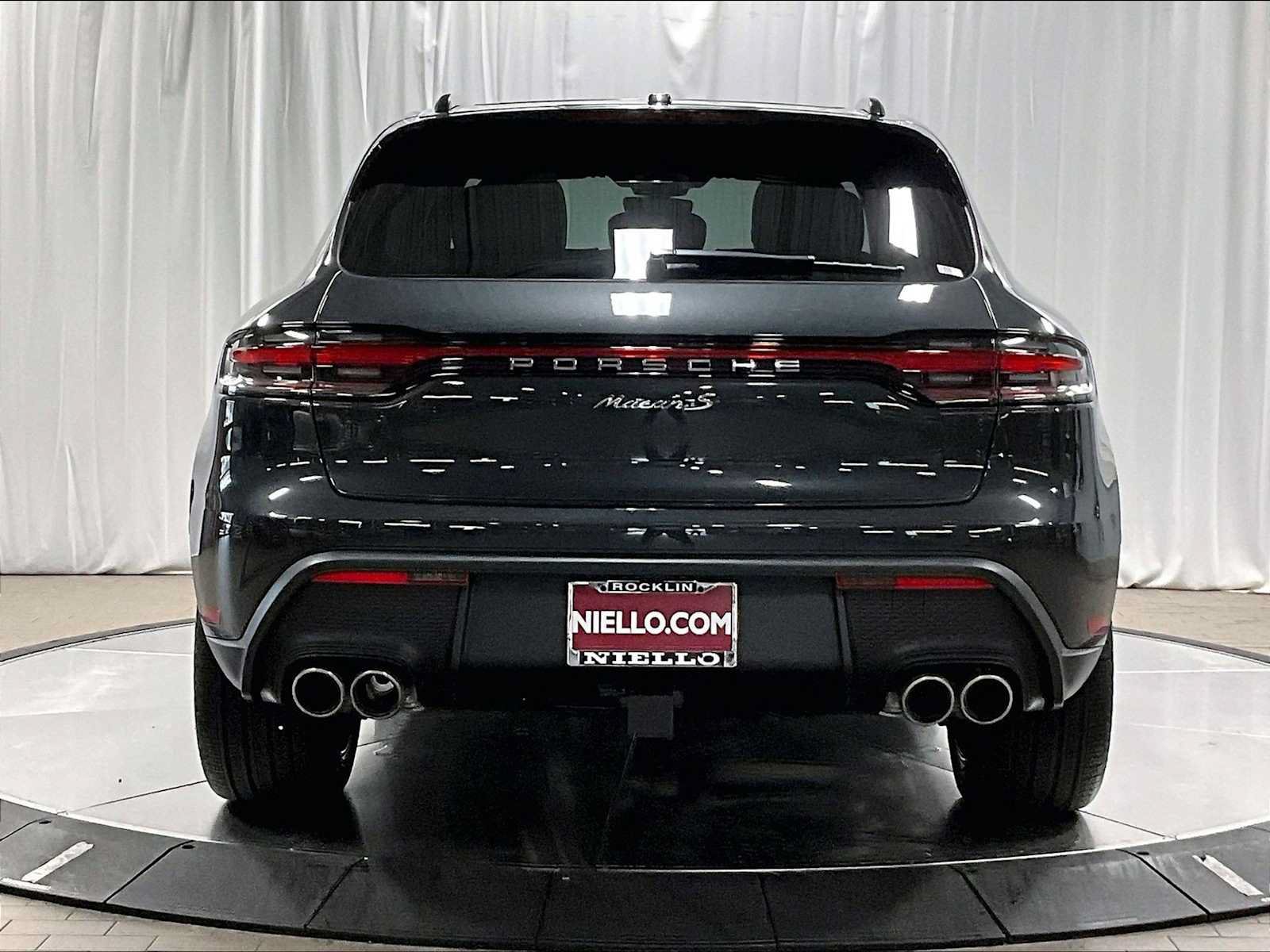 Used 2026 Porsche Macan S AWD/4WD image 8