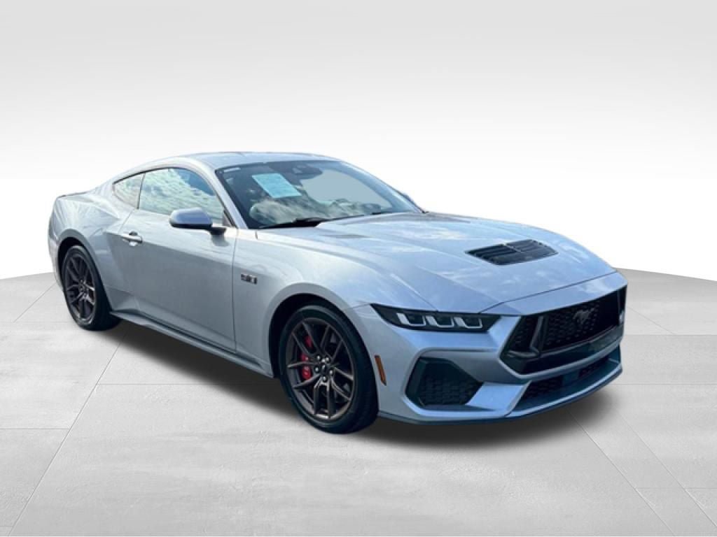 Used 2024 Ford Mustang GT Premium image 9