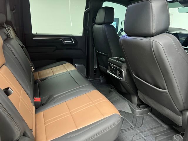 Used 2025 Chevrolet Silverado 3500 High Country w/ High Country Premium Package AWD/4WD image 48